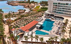 Cavo Maris Beach Hotel & Suites